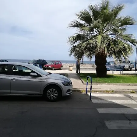 Marvin's Giardini-Naxos