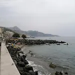 Casa de hóspedes Marvin's Giardini Naxos